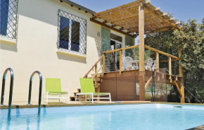 Awesome Home In Sollies Toucas